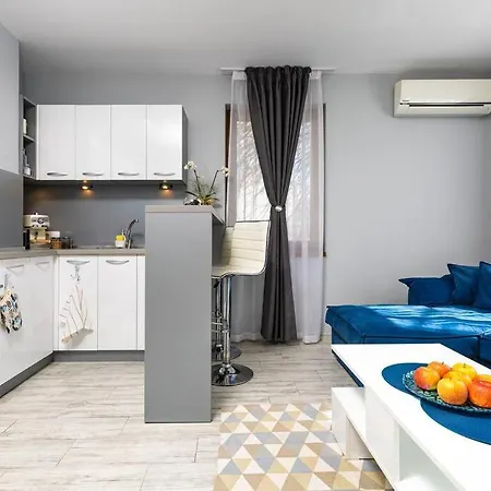 Super Center Flat Parchevich Plovdiv